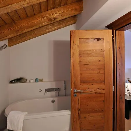 The Dom Chalet With Panorama Views To The Glaciers *